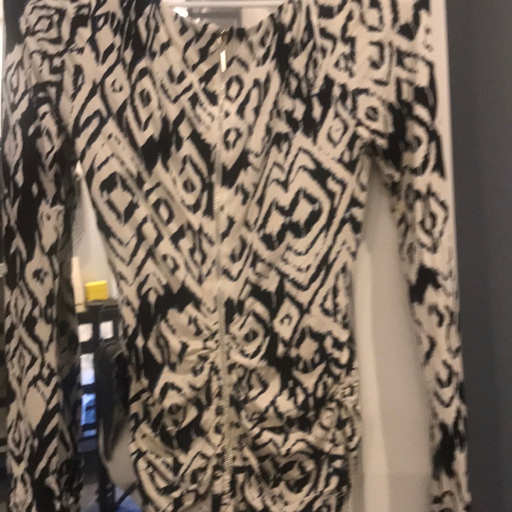 Dress - Picture 4 of 5